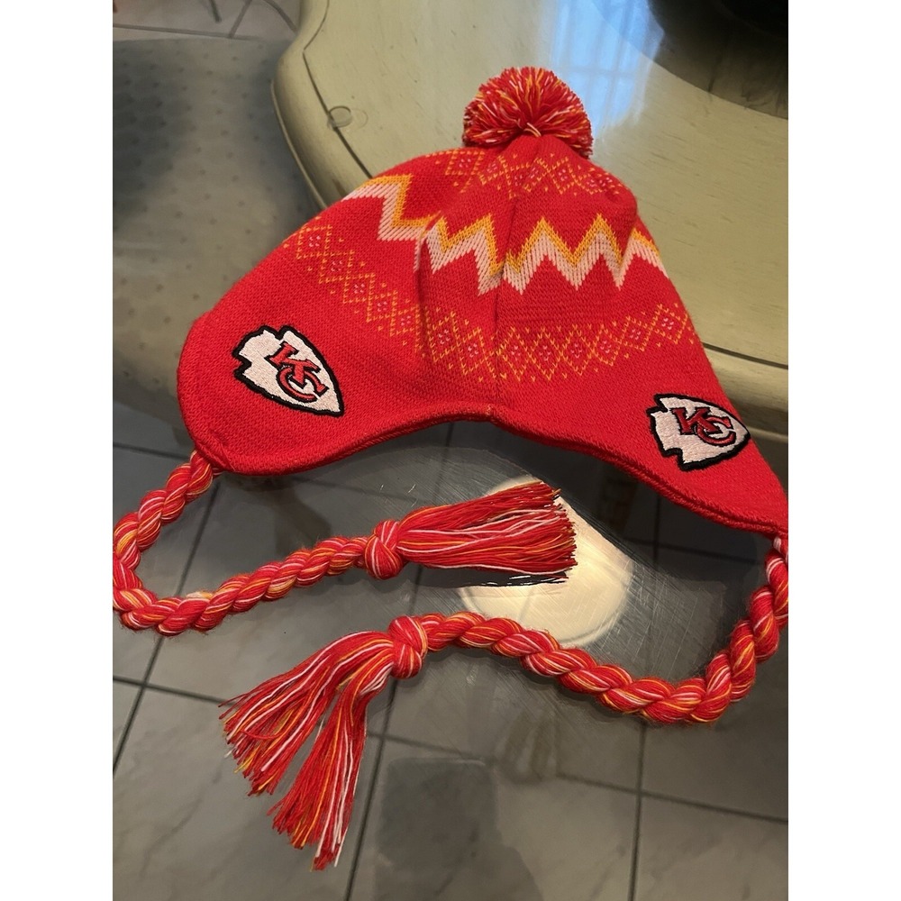 Kansas City Cheifs NFL Team Apparel Reebok‎ Winter Beanie with Tassels 2-4T